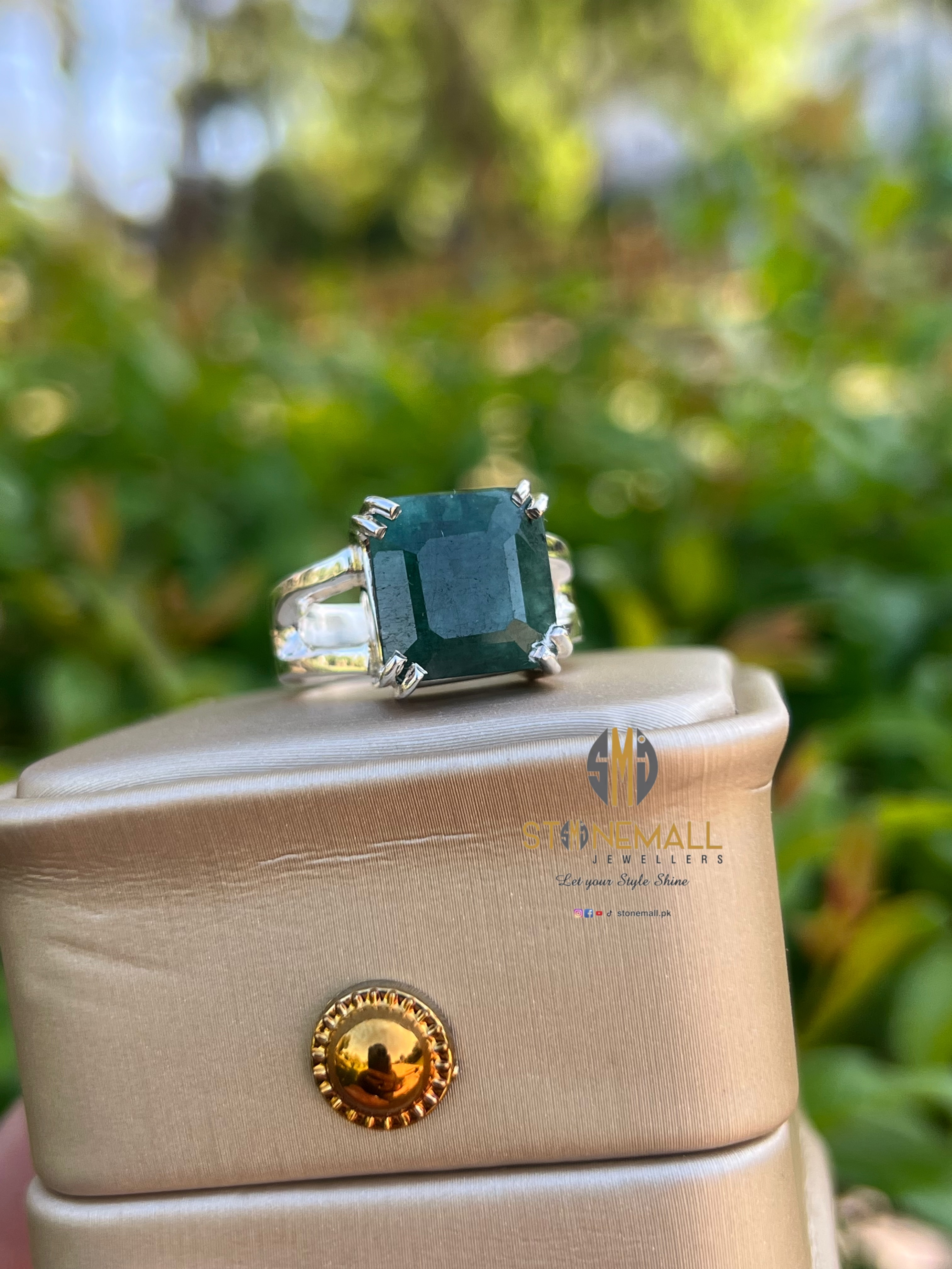 Natural Zambian Emerald 925 Sterling Silver Handmade Ring - Image 3